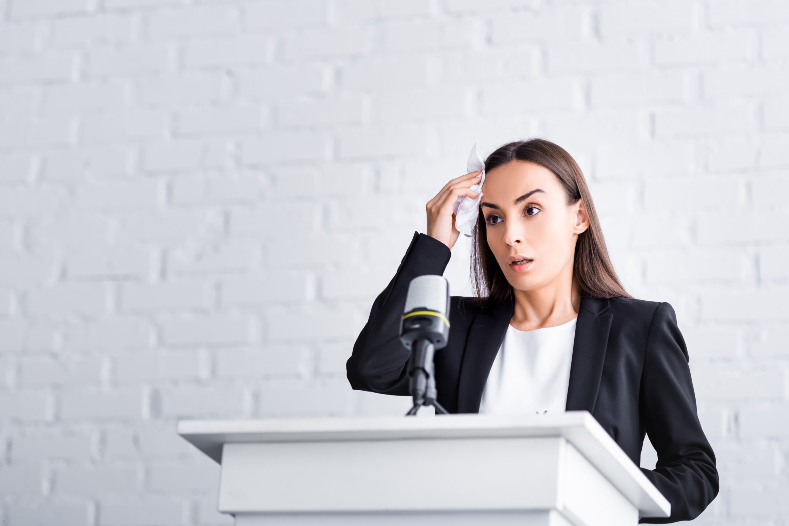 How to get rid of the nerves with public speaking trainer Lisa-Jane Bell